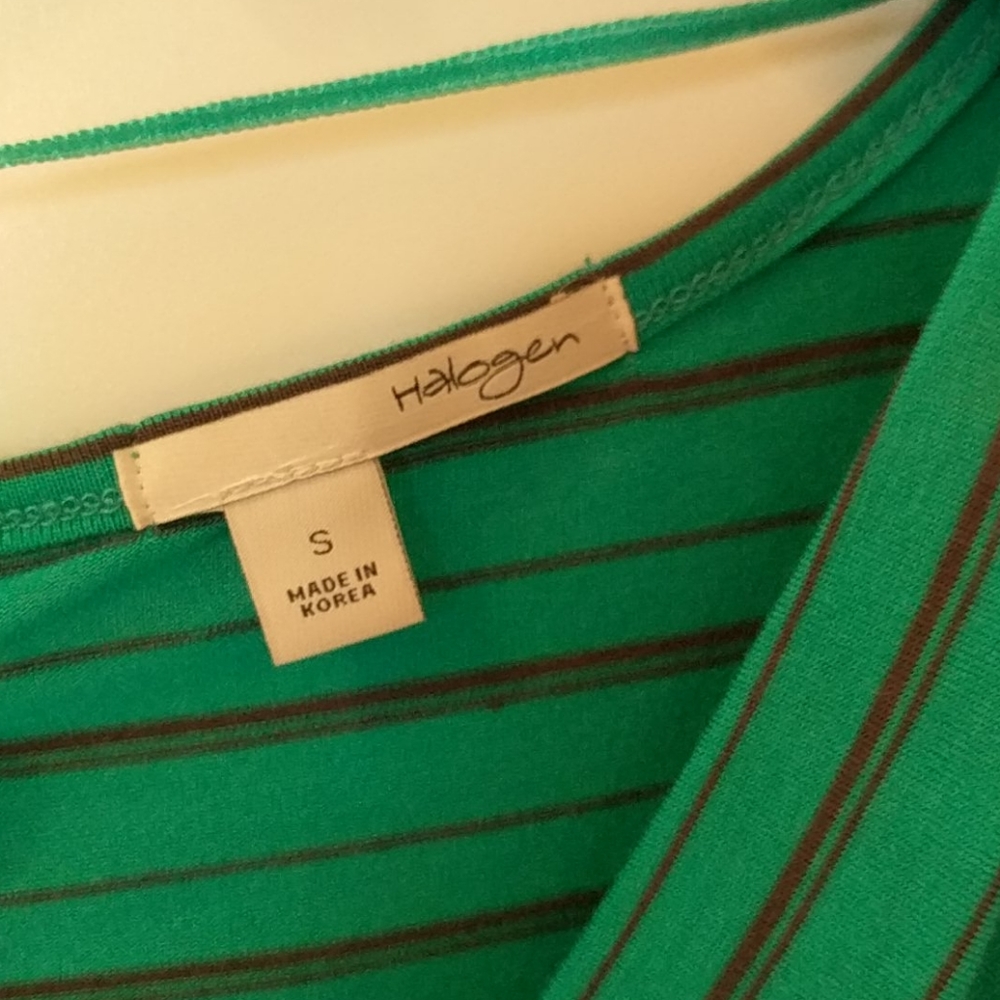 Green top - Picture 4 of 6